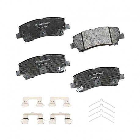 KLOCKI HAMULCOWE TYŁ D2412 FAMOUS BRAND (Mustang 2016-2023)